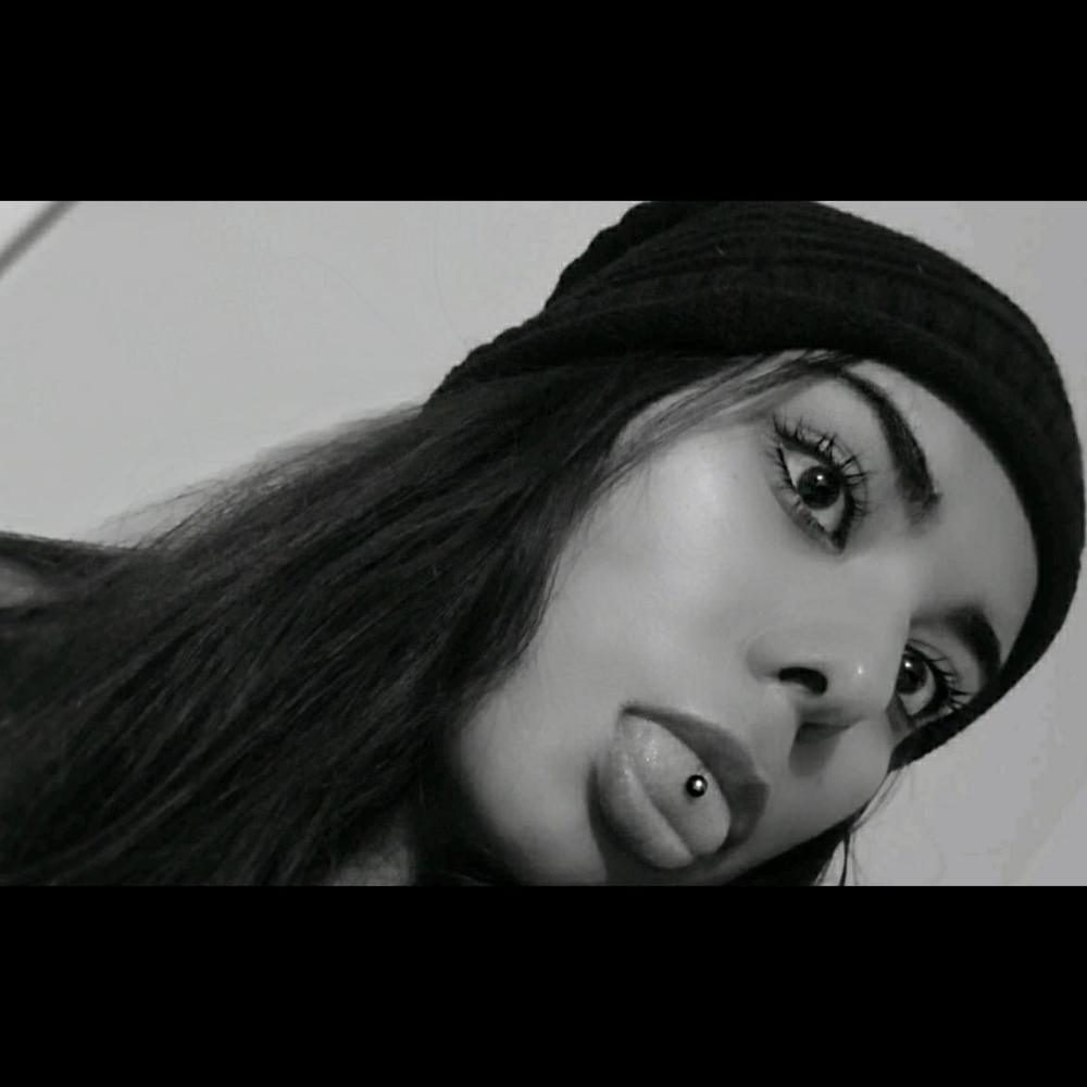 Meet your Posher, Bianca